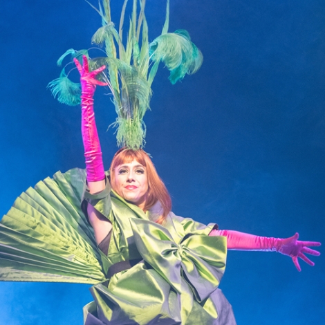 THEATRE : RIRE (POUR EN FINIR AVEC SOI-MÊME)